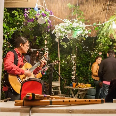 別荘 The Eclectic Yard -famous For Its Design Rhodes City